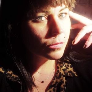 Meet your Posher, Holly